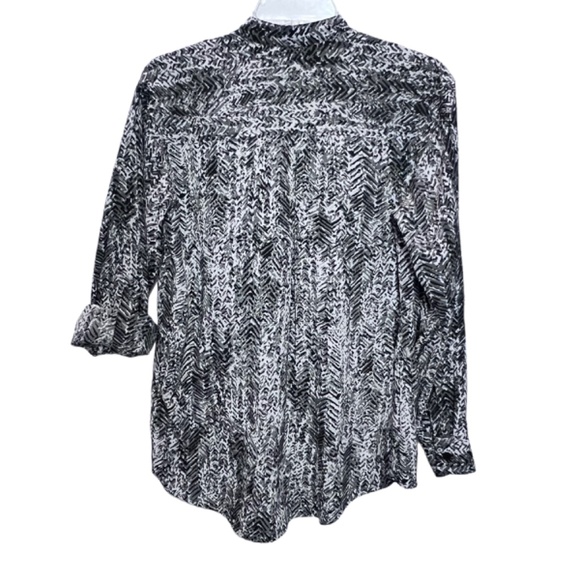 MICHAEL Michael Kors Half Button Down Roll Up Sleeve Top - Picture 2 of 13